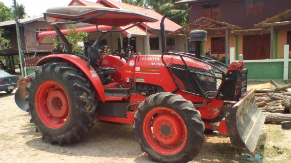 Kubota .m7040 เล่มทะเบียนอุปกรณ์4อย่าง ใบดันผาน3ผาน7โรตารี่