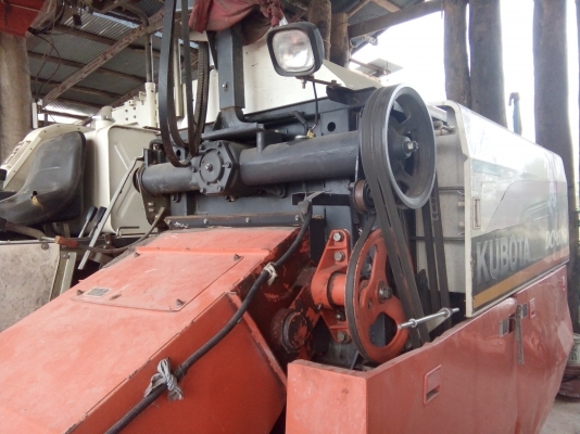 รถเกี่ยว68จีตัวนิวสปริงเอกสารพร้อม295000 ฝาครอบครบ รถเกี่ยว68จีตัวนิวสปริงเอกสารพร้อม295000 ฝาครอบครบ