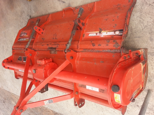 คูโบต้า L4708 4 WD ใบมีดตราช้าง โรตารี่ตราช้าง RX182F