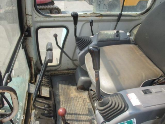 SALE___KOMATSU PC40-7 เก่านอก จากJanpan สภาพเดิมๆ สวย พร้อมใช้งาน SALE___KOMATSU PC40-7 เก่านอก จากJanpan สภาพเดิมๆ สวย พร้อมใช้งาน