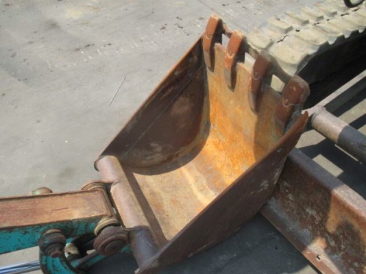 SALE___KOMATSU PC40-7 เก่านอก จากJanpan สภาพเดิมๆ สวย พร้อมใช้งาน SALE___KOMATSU PC40-7 เก่านอก จากJanpan สภาพเดิมๆ สวย พร้อมใช้งาน