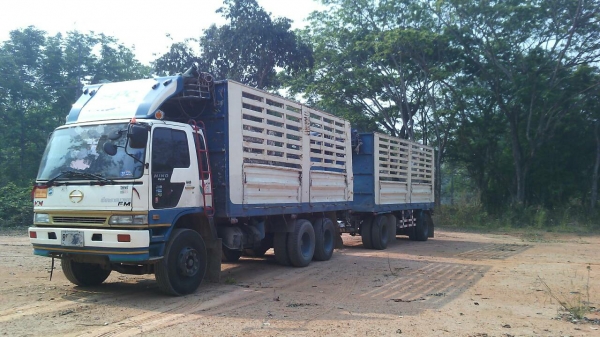 ขายรถพ่วง 20 ล้อ แม่-ลูก กระบะเหล็กคอกเกษตรไม่ดั้ม HINO FN1M วางเครื่อง.P11C-320 แรง ราคา.1200000 สนใจรีบจองด่วน