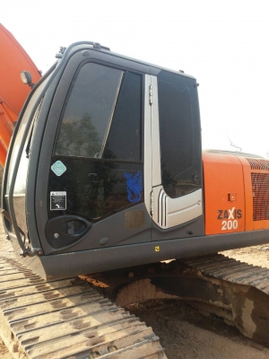 ขออนุญาติขาย  HITACHIZX-3  เอกสารครบชั่วโมง10000ต้นๆราคา1350000สนใจติดต่อ  ช่างดำ  0853224877-0988930465