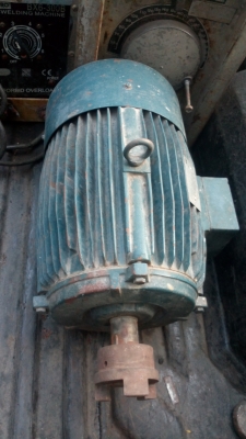 ขาย !! มอเตอร์10แรง3สาย.ยี่ห้อcomton รอบ1450พร้อมใช้งาน