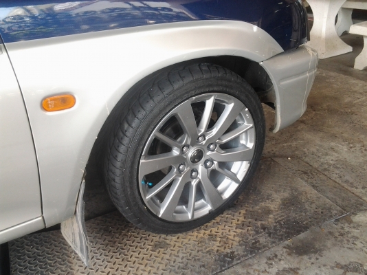 แม็กมิตซูบิชิ นิว ปาเจโร่ ขอบ18 พร้อมยาง