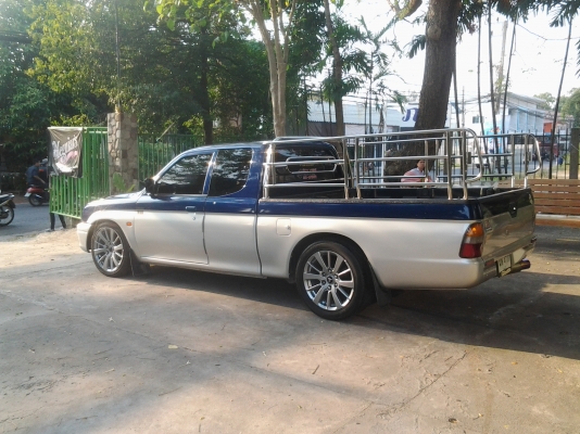 แม็กมิตซูบิชิ นิว ปาเจโร่ ขอบ18 พร้อมยาง