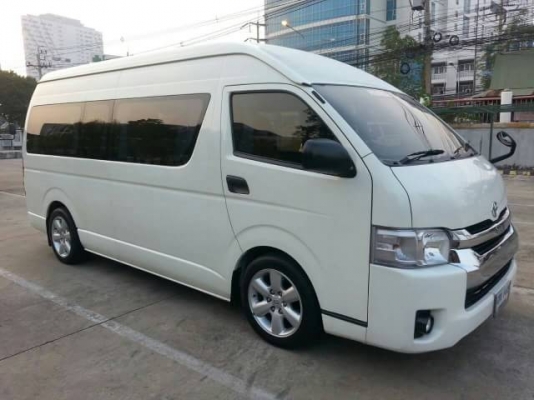 แม็กโตโยต้าขอบ17 พร้อมยางใหม่ๆใส่รถตู้ รถกะบะ