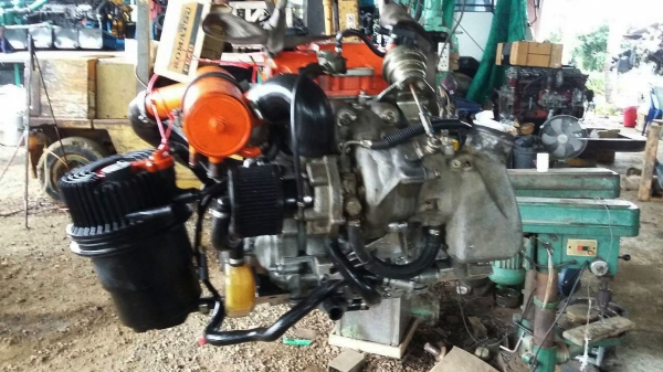 เครื่องเจทสกี Hydrospace S4 ถอดจากเจทสกี s4 เพื่ออัปเครื่องเป็น1100 สภาพเลี่ยมกริ็บทั้งตัว ปล.ข้อเหวี่ยงเสีย