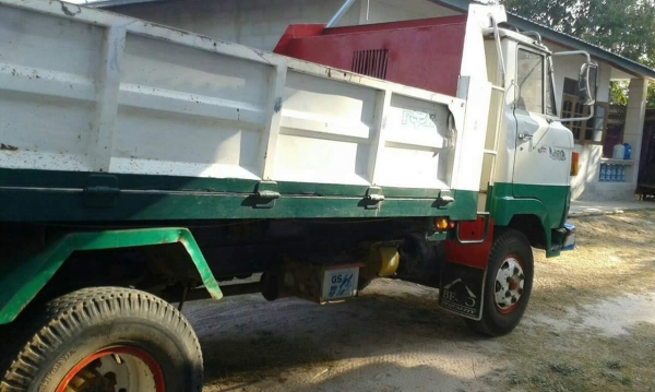 ขายรถ6ล้อ ดั้มKM505 เครื่อง117แรง เครื่องดี แคชซีสวย สภาพพร้อมใช้งาน เอกสารพร้อมโอน ราคา330,000 สนใจโทร 090-8588220คุณนะ 093-3258446คุณบิว หรือเข้าดูสินค้าอื่นๆได้ที่ www.truck.in.th/498 หรือเพจFacebook ณรงค์ ซื้อขายรถมือสอง (เว็บไซต์ส่วนตัว) หรือFacebook