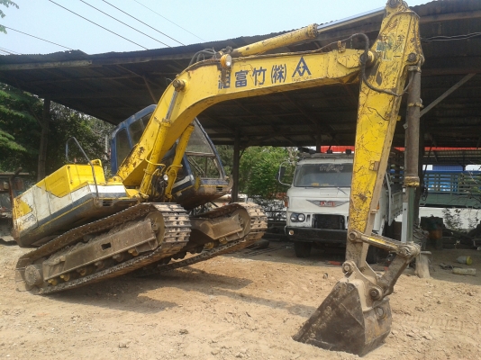 ขายด่วนkobelco sk100 mark 3 เก่านอก ปั้มดี เอวแน่นหนึบ100\% เครื่องดีมาก พร้อมลุยงาน
