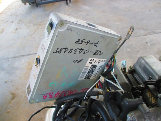 ขายเครื่องยนต์พร้อมเกียร 2j vvti 3000 cc