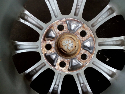 แม็กขอบ 16 ขนาด 5 รู พร้อมยาง YOKOHAMA 205/60R16 สวยดอกยางนิ่ม ชุด 4 ล้อ tel.081-427-3941 ไลน์ไอดี 0814273941 แม็กขอบ 16 ขนาด 5 รู พร้อมยาง YOKOHAMA 205/60R16 สวยดอกยางนิ่ม ชุด 4 ล้อ tel.081-427-3941 ไลน์ไอดี 0814273941