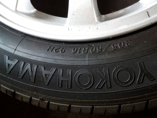 แม็กขอบ 16 ขนาด 5 รู พร้อมยาง YOKOHAMA 205/60R16 สวยดอกยางนิ่ม ชุด 4 ล้อ tel.081-427-3941 ไลน์ไอดี 0814273941 แม็กขอบ 16 ขนาด 5 รู พร้อมยาง YOKOHAMA 205/60R16 สวยดอกยางนิ่ม ชุด 4 ล้อ tel.081-427-3941 ไลน์ไอดี 0814273941