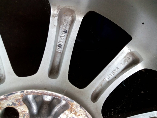 แม็กขอบ 16 ขนาด 5 รู พร้อมยาง YOKOHAMA 205/60R16 สวยดอกยางนิ่ม ชุด 4 ล้อ tel.081-427-3941 ไลน์ไอดี 0814273941 แม็กขอบ 16 ขนาด 5 รู พร้อมยาง YOKOHAMA 205/60R16 สวยดอกยางนิ่ม ชุด 4 ล้อ tel.081-427-3941 ไลน์ไอดี 0814273941