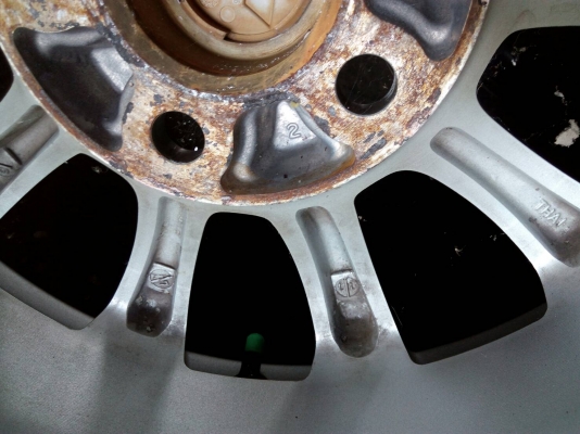 แม็กขอบ 16 ขนาด 5 รู พร้อมยาง YOKOHAMA 205/60R16 สวยดอกยางนิ่ม ชุด 4 ล้อ tel.081-427-3941 ไลน์ไอดี 0814273941 แม็กขอบ 16 ขนาด 5 รู พร้อมยาง YOKOHAMA 205/60R16 สวยดอกยางนิ่ม ชุด 4 ล้อ tel.081-427-3941 ไลน์ไอดี 0814273941