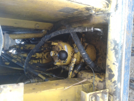 ขายด่วนkobelco sk100 mark 3 เก่านอก ปั้มดี เอวแน่นหนึบ100\% เครื่องดีมาก พร้อมลุยงาน