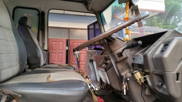 ขาย10ล้อ หัวลาก MITSUBISHI  FN 527SR ยูโร 1