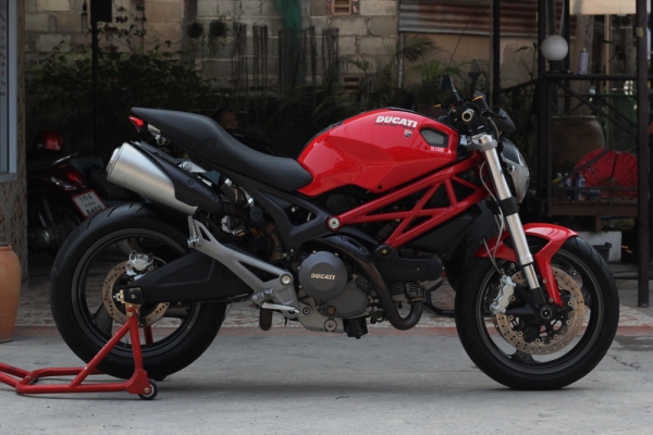 <เอิร์ท พิดโลก>ขาย 795 ล้อแม็คหลังโต ยาง180 สภาพสวยราคาเบาๆ