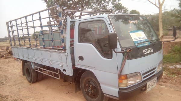 รถหกล้อเครื่อง 110 แรงหัวการ์ตูนปี 35 เฟืองท้ายธรรมดา รถหกล้อเครื่อง 110 แรงหัวการ์ตูนปี 35 เฟืองท้ายธรรมดา