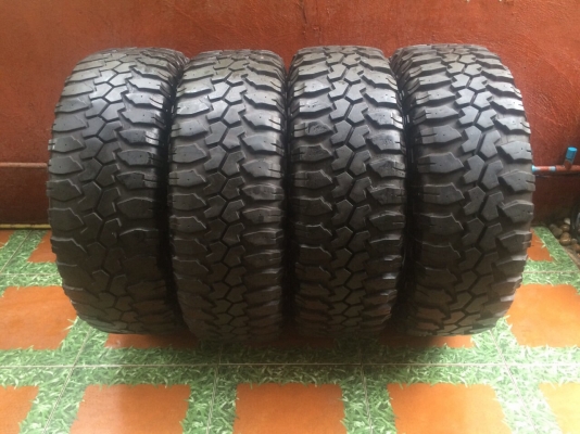 ยาง mud maxxis 265/70/17 ปี 13