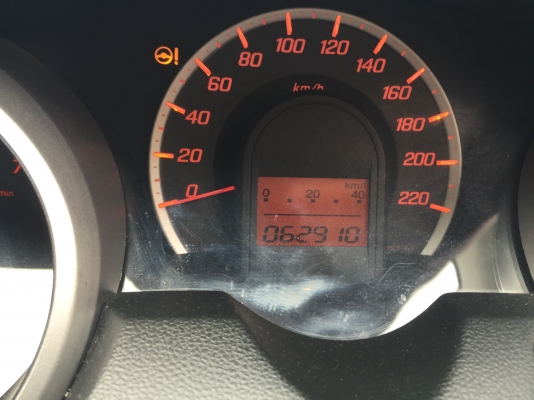 รถคุณพยาบาลใช้ฝากขายมือเดียวป้ายแดงปี2011 วิ่งแค่ หกหมื่นกว่าโล สภาพดีมากเพราะไม่ค่อยได้ใช้ ติดแก๊สแล้วversus อย่างดีมีประกัน ขายดาวน์ 30,000บาท ผ่อนต่อ 8,860*63งวด