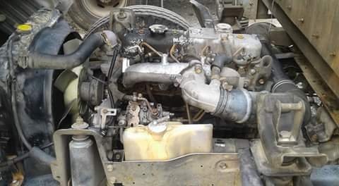 ขายคับ4ล้อ88ปี38เกียร์สั้นเครื่องดีคลัชชีสวยสภาพตามรูปเลยคับแบ่งกันไปทำกำไรราคาต่อรองมาได้เลย