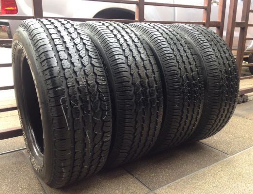 ยาง BF Goodrich 265 60 18 ปี11 ดอกเต็ม ไม่มีปะ ใช้กันยาว ราคาไม่แพง ยาง BF Goodrich 265 60 18 ปี11 ดอกเต็ม ไม่มีปะ ใช้กันยาว ราคาไม่แพง