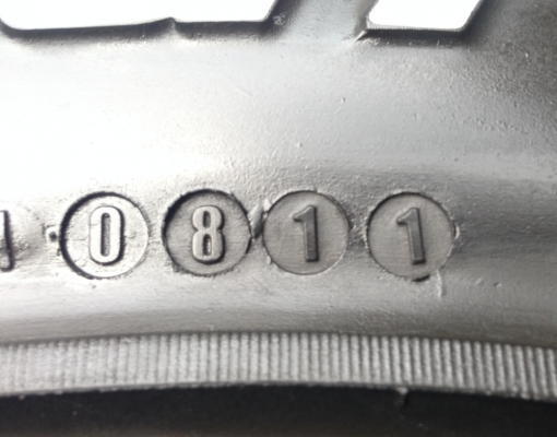 ยาง BF Goodrich 265 75 16 ปี11 ดอกเต็ม ไม่มีปะ จำนวน 3เส้น ราคาไม่แพง