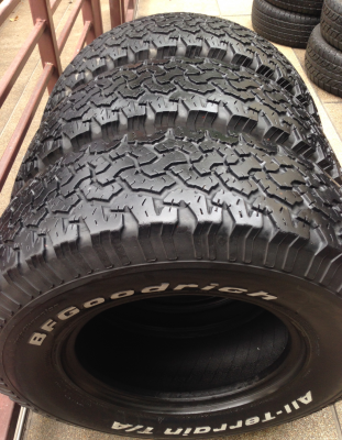 ยาง BF Goodrich 265 75 16 ปี11 ดอกเต็ม ไม่มีปะ จำนวน 3เส้น ราคาไม่แพง