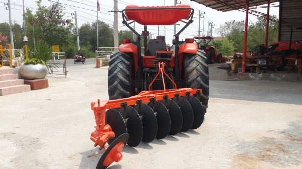 ** ราคา 695,000 ** KUBOTA M8540 ใบดัน+ผาน7 รถเดิมทั้งคัน สีเดิม เครื่องเดิม ไม่เคยทำ . ** ราคา 695,000 ** KUBOTA M8540 ใบดัน+ผาน7 รถเดิมทั้งคัน สีเดิม เครื่องเดิม ไม่เคยทำ .