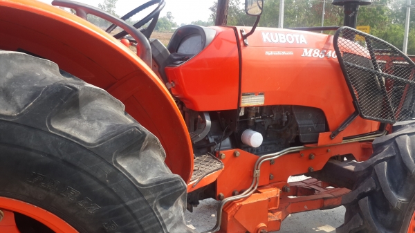 ** ราคา 695,000 ** KUBOTA M8540 ใบดัน+ผาน7 รถเดิมทั้งคัน สีเดิม เครื่องเดิม ไม่เคยทำ . ** ราคา 695,000 ** KUBOTA M8540 ใบดัน+ผาน7 รถเดิมทั้งคัน สีเดิม เครื่องเดิม ไม่เคยทำ .