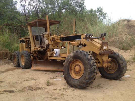 รถเกรด CAT 140 H.   สนใจติดต่อ  081 - 6079515