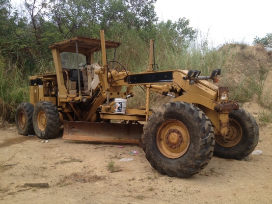 รถเกรด CAT 140 H.   สนใจติดต่อ  081 - 6079515