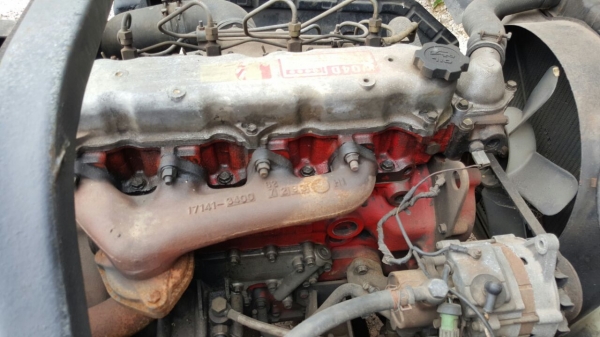 รถฮีโน่ 6 ล้อ FB2W  120 แรงม้า. ปี 37.   ( * ขาย หัว , คัชซี. )    สนใจติดต่อ  081 - 6079515