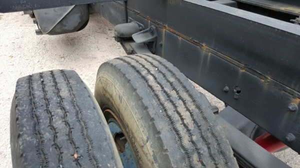 รถฮีโน่ 6 ล้อ FB2W  120 แรงม้า. ปี 37.   ( * ขาย หัว , คัชซี. )    สนใจติดต่อ  081 - 6079515