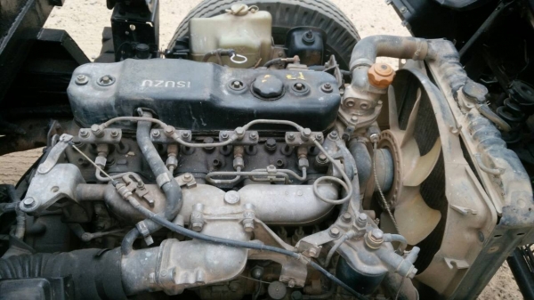 ISUZU  110  แรง  รถเดิม  ครัชชีสวย  เอกสารพร้อม  รถพร้อมใช้งาน