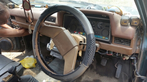 กระบะนิสสันหัวเดียว เครื่องtd27 ลงเล่มทะเบียนไม่ขาด ขับโอน ขาย 37,000 บาท