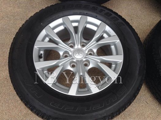 ล้อแม็ก Mitsu Pajero ปาเจโร่ ขอบ17 พร้อมยางบริสโตน 245-65-17ปี14
