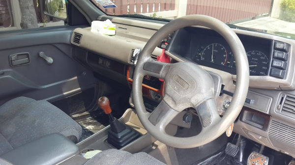 รถบ้าน เครื่องดี ประหยัด มังกรทอง 90HP(เลขทะเบียน 595 เปลี่ยนไปแล้ว)