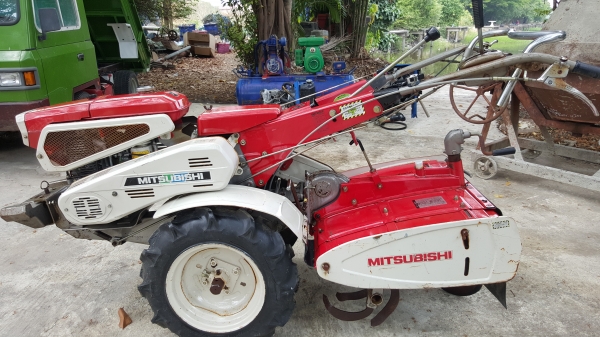 รถพรวนดิน 9 แรง 4 จังหวะ รหัสสินค้า  Y - 14