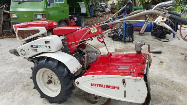 รถพรวนดิน 9 แรง 4 จังหวะ รหัสสินค้า  Y - 14