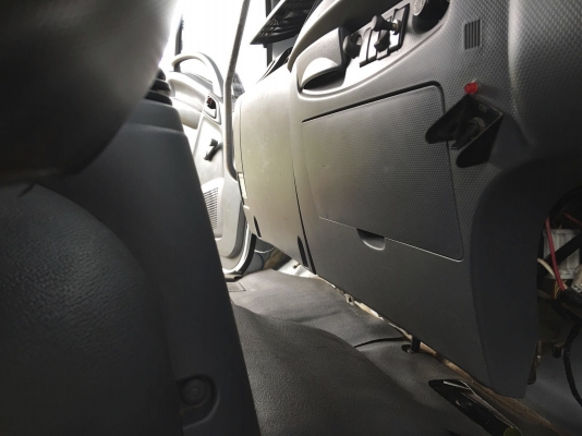 รถอีซูซุ 6 ล้อดั้ม FRR 210 แรงม้า  ปี 57.  ( รถวิ่ง 53,xxx กม. )     สนใจติดต่อ  081 - 6079515