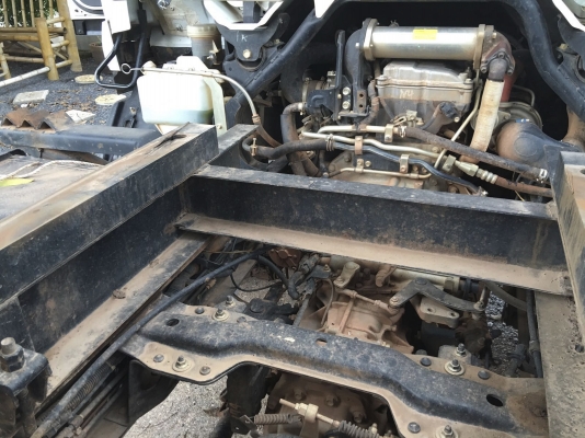 รถอีซูซุ 6 ล้อดั้ม FRR 210 แรงม้า  ปี 57.  ( รถวิ่ง 53,xxx กม. )     สนใจติดต่อ  081 - 6079515