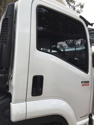 รถอีซูซุ 6 ล้อดั้ม FRR 210 แรงม้า  ปี 57.  ( รถวิ่ง 53,xxx กม. )     สนใจติดต่อ  081 - 6079515