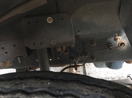 รถอีซูซุ 6 ล้อดั้ม FRR 210 แรงม้า  ปี 57.  ( รถวิ่ง 53,xxx กม. )     สนใจติดต่อ  081 - 6079515