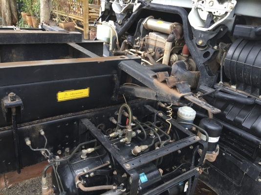 รถอีซูซุ 6 ล้อดั้ม FRR 210 แรงม้า  ปี 57.  ( รถวิ่ง 53,xxx กม. )     สนใจติดต่อ  081 - 6079515