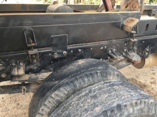 รถอีซูซุ 6 ล้อดั้ม FRR 210 แรงม้า  ปี 57.  ( รถวิ่ง 53,xxx กม. )     สนใจติดต่อ  081 - 6079515