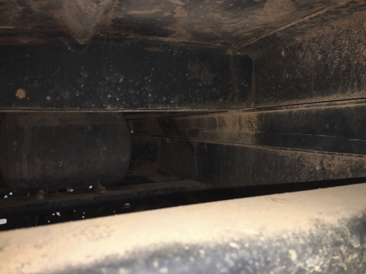 รถอีซูซุ 6 ล้อดั้ม FRR 210 แรงม้า  ปี 57.  ( รถวิ่ง 53,xxx กม. )     สนใจติดต่อ  081 - 6079515