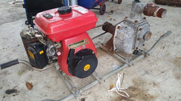 ปั้มหอยโข่ง 2 x 2 นิ้วพร้อมเครื่อง 5 แรง รหัสสินค้า Y - 13