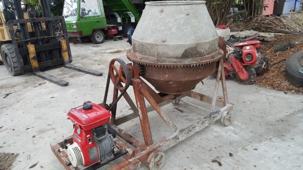 โม่ผสมปูน รหัสสินค้า Y - 10 โม่ผสมปูน รหัสสินค้า Y - 10